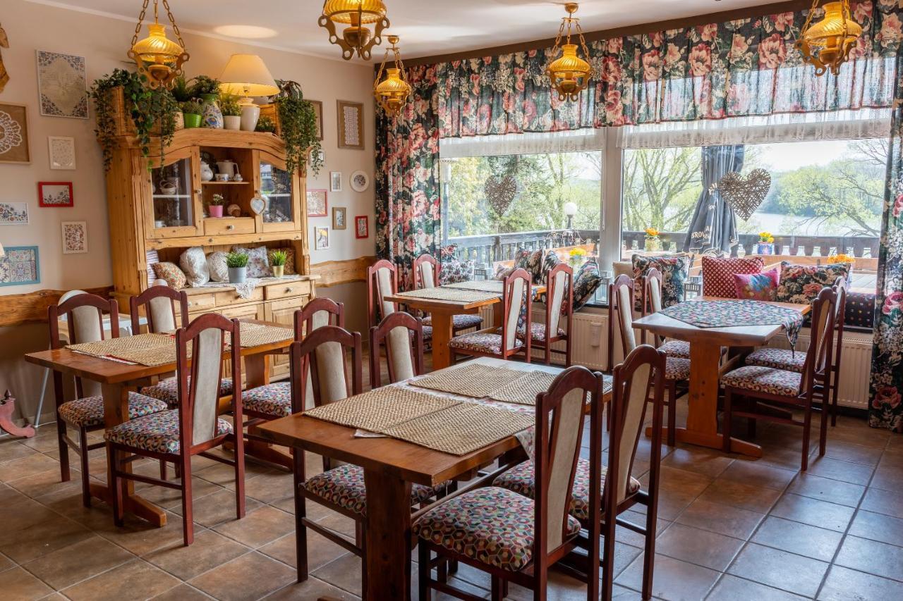 Gosciniec Skolimowka Restauracja I Pokoje Ze Sniadaniem Na Kaszubach フミエルノ エクステリア 写真